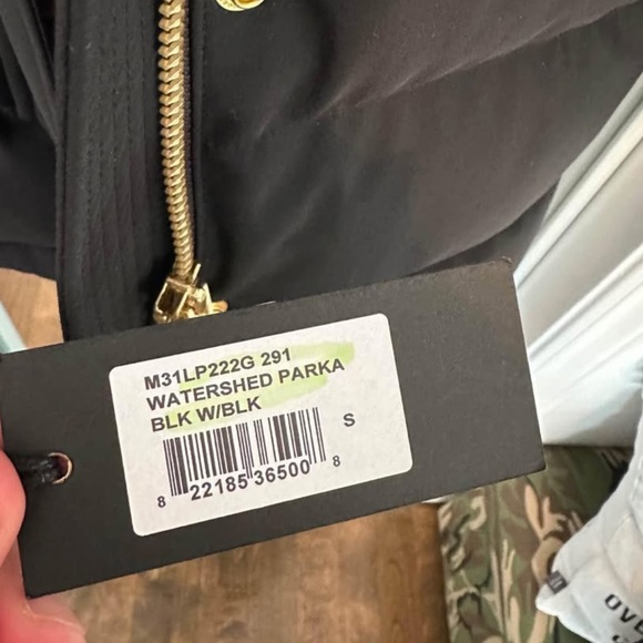 Womans Moose Knuckles Parka Black & Gold - Picture 3 of 6